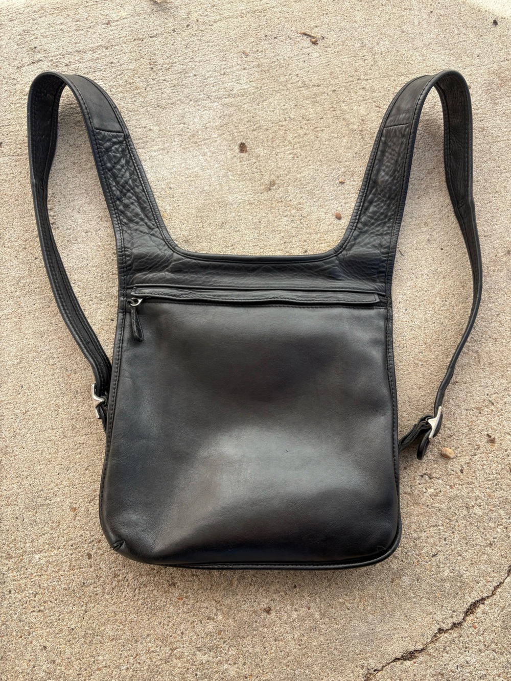 Vintage 90s Coach Slim Hippie Backpack Black